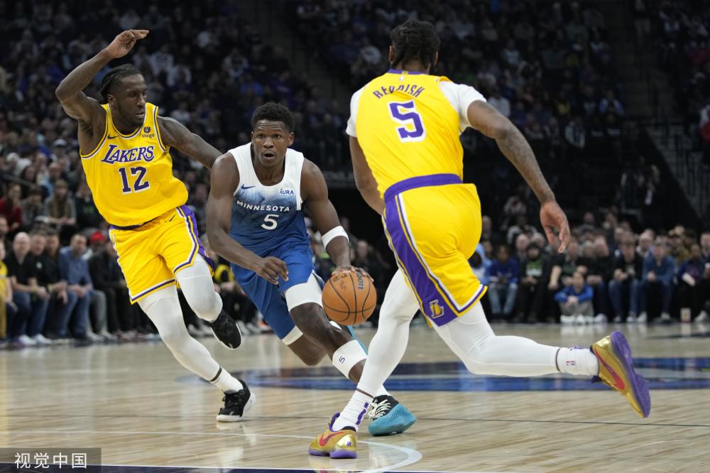 两队在上半 两队在上半