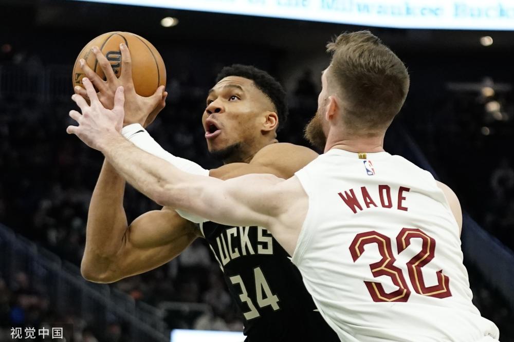 往往是左右 往往是左右